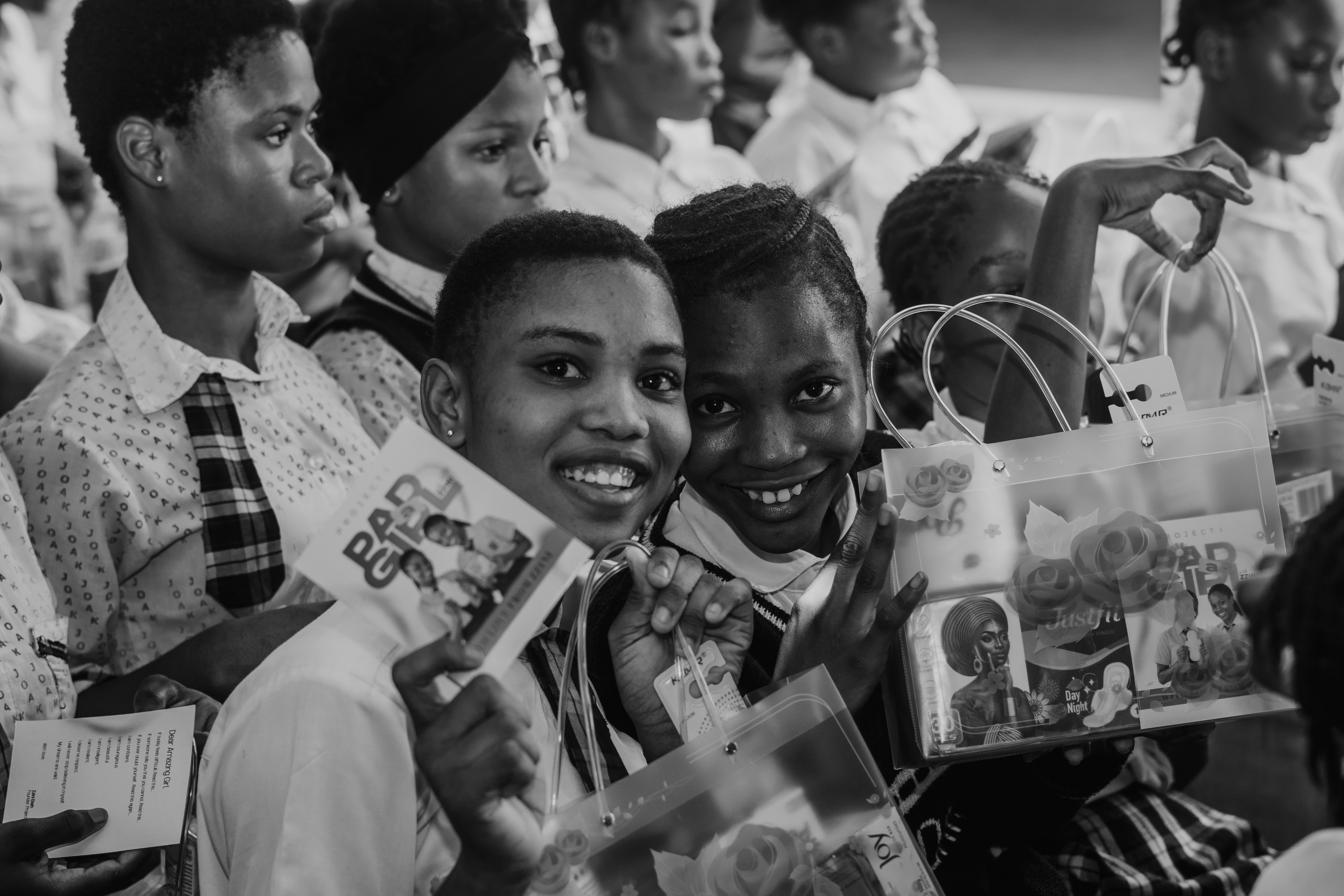 Girls at iPadAGirl outreach